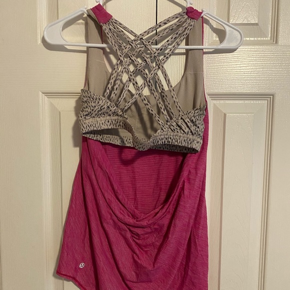 Lululemon workout top - Picture 2 of 4